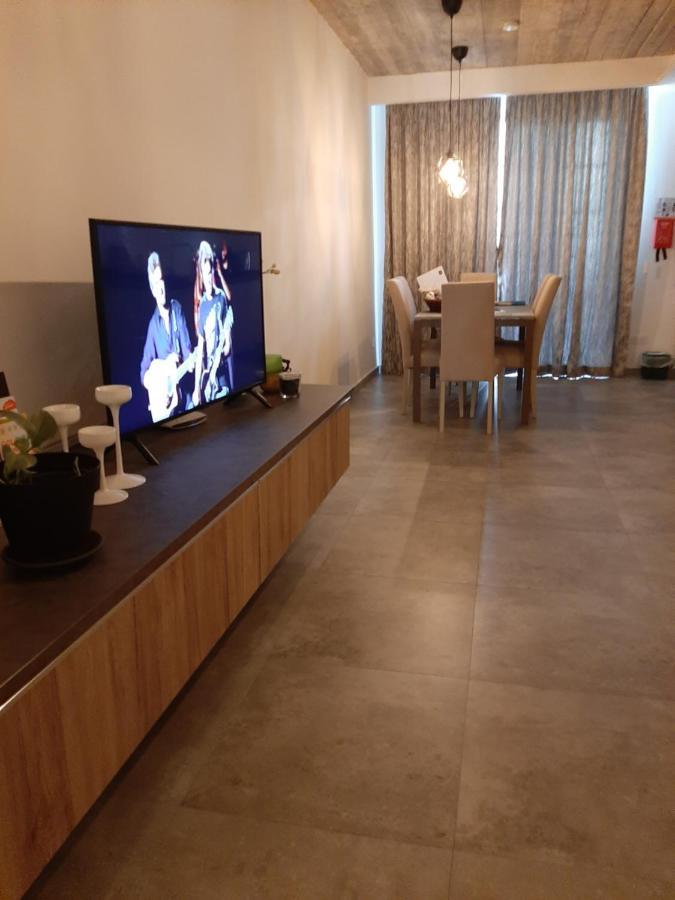 Qliving Central New Apartments Gzira Sliema Promenade Esterno foto