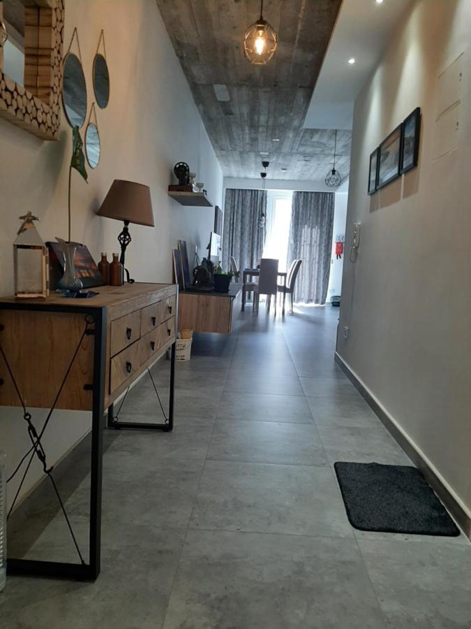 Qliving Central New Apartments Gzira Sliema Promenade Esterno foto