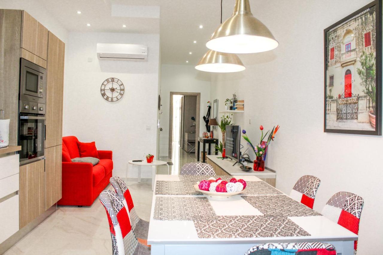 Qliving Central New Apartments Gzira Sliema Promenade Esterno foto