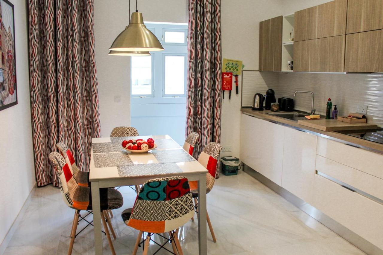 Qliving Central New Apartments Gzira Sliema Promenade Esterno foto